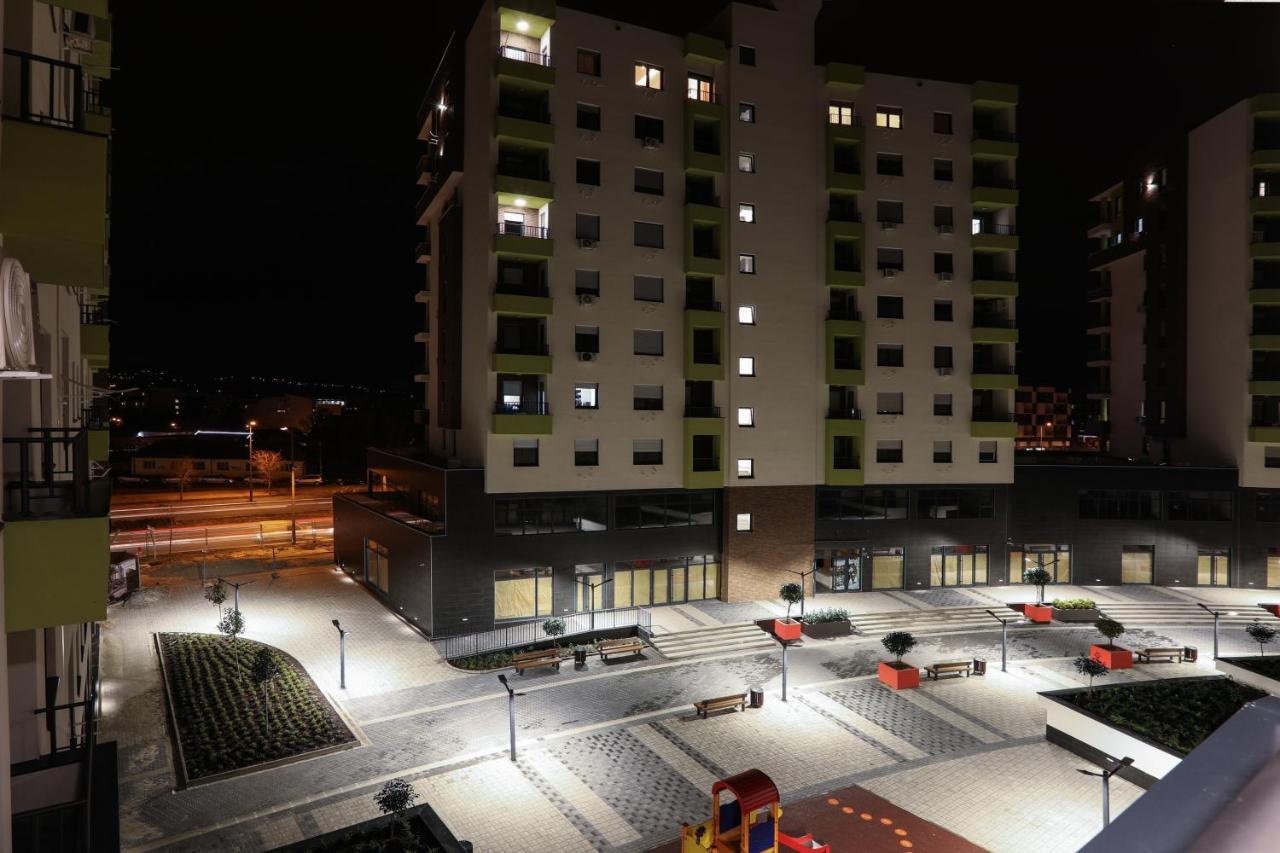 Apartment Promenada Avenija Нови Сад Екстериор снимка