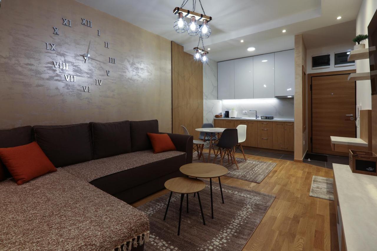 Apartment Promenada Avenija Нови Сад Екстериор снимка